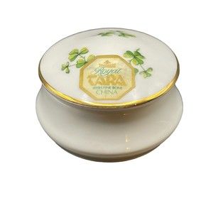 Royal Tara Fine Irish Bone China Round Trinket Box Shamrock